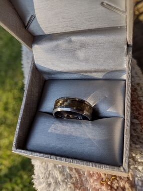 Men's Silver and Gold Carbon Fiber Inlay Tungsten Ring